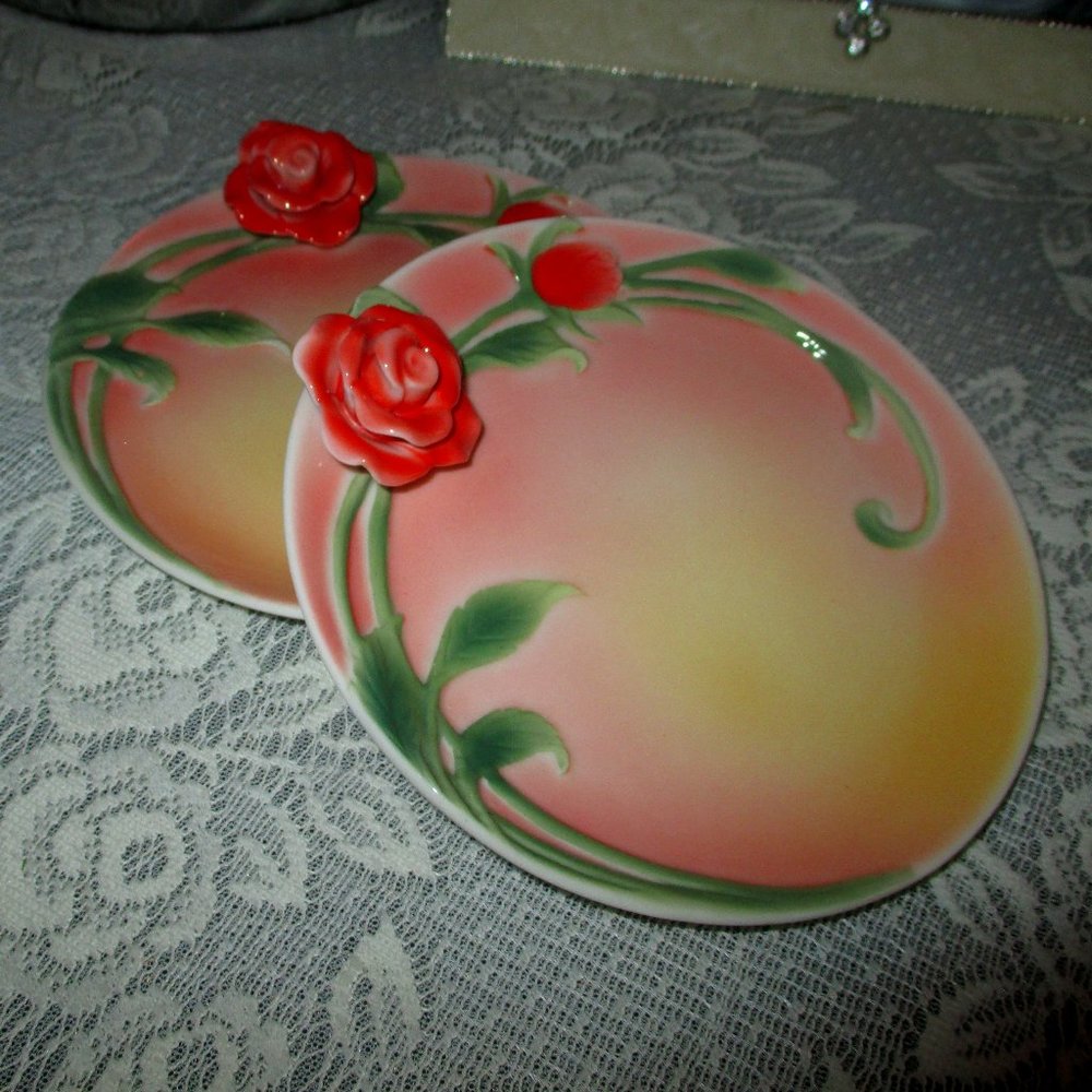 Raised Rose Candy/Cookie Dish - Picture 6 of 9